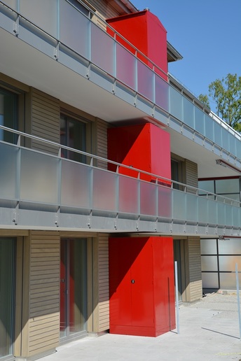 Glattbrugg 2016 Balkonschrank mit Regendach
