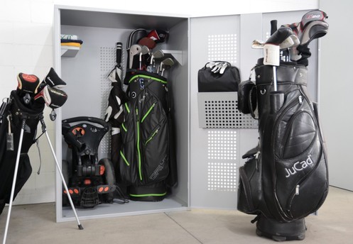 Gommiswald 2016 Golf Elektro-Caddyschrank beladen